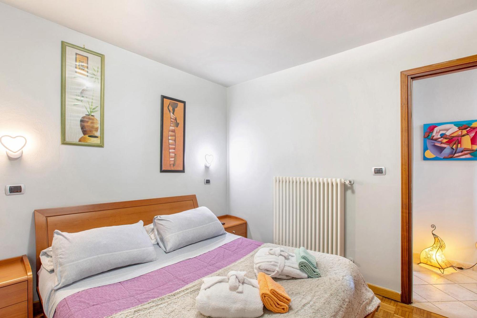 La Maison Des Jumeaux Châtillon Esterno foto